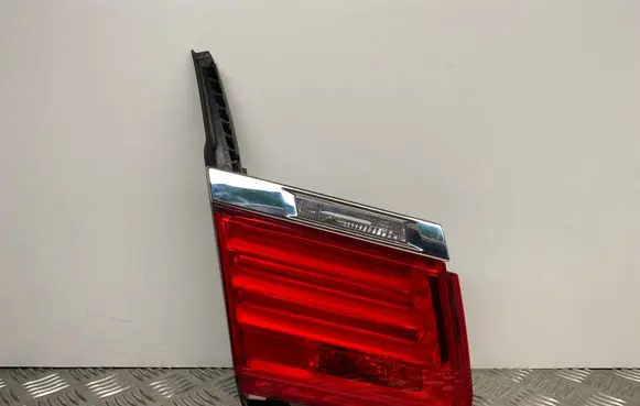 BMW 7 F01 F02 F03 F04 Tailgate rear/tail lights 7182205