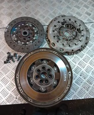 Renault Megane II Clutch set kit B3201 124035910