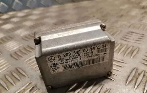 Mercedes-Benz CLK A209 C209 Yaw turn rate sensor 2095420018