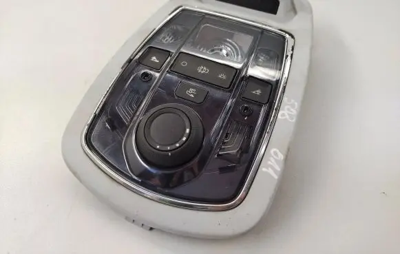 Peugeot 508 Front seat light 9686349477