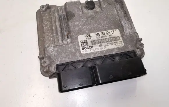 Skoda Octavia Mk2 (1Z) Engine control unit/module 03G906021LB 0281013238