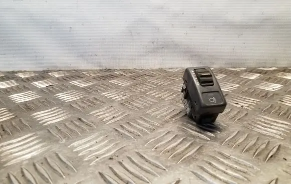 Volvo S70 V70 V70 XC Headlight level height control switch 9162960