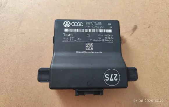 Volkswagen Golf V Gateway control module 1K0907530E 1K0907951