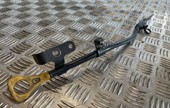 Hyundai Santa Fe Oil level dip stick