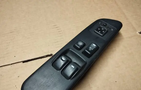 Chrysler Sebring (ST-22 - JR) Electric window control switch MR587779
