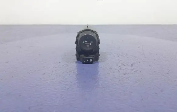Opel Insignia A Mirror heating switch 22915443