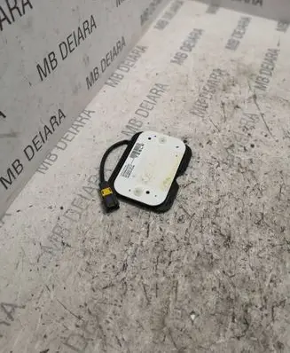 Tesla Model S Other control units/modules 100542400a