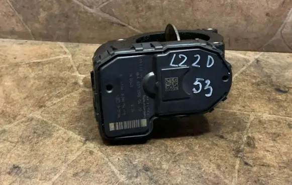 Mercedes-Benz E A207 Throttle valve A6510900470