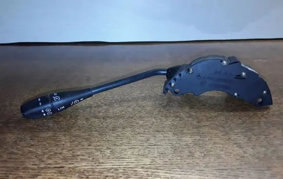 Mercedes-Benz E W211 Cruise control stalk 0085452524
