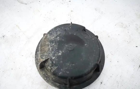 Fiat Ulysse Headlight/headlamp dust cover 88204985