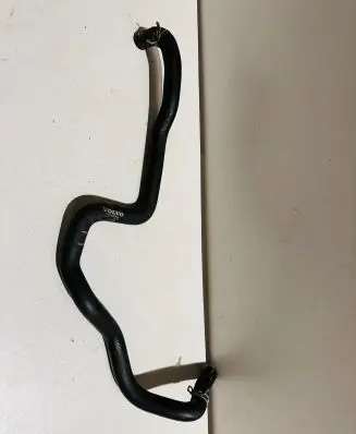 Volvo XC90 Engine coolant pipe/hose 31338302