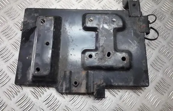 Battery box tray