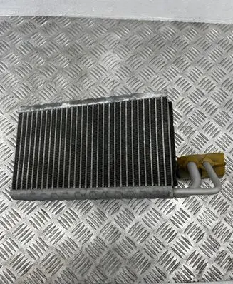 Air conditioning (A/C) radiator (interior)