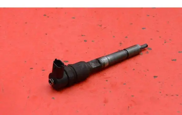 Opel Astra H Fuel injector 0445110183