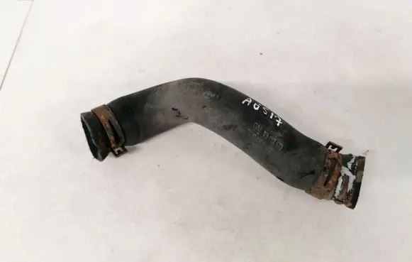 Opel Zafira B Engine coolant pipe/hose 13117573