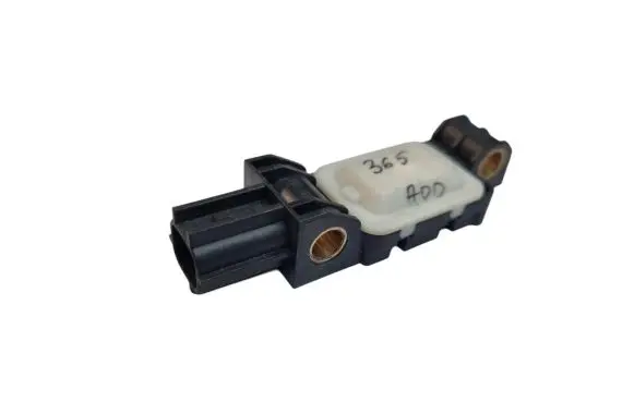 Audi A8 S8 D3 4E Airbag deployment crash/impact sensor 4B0959643D 021368 280708