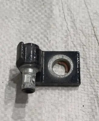 Porsche Cayenne (92A) Front door upper hinge