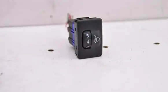 Toyota Yaris Headlight level height control switch 841520D090