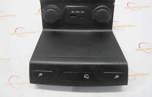 Hyundai ix35 Seat heating switch 961102S500