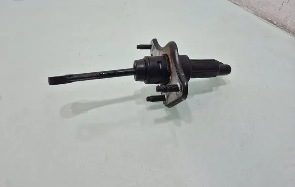 KIA Rio Clutch master cylinder 