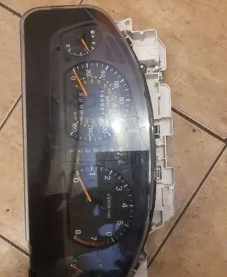 Mitsubishi Galant Speedometer (instrument cluster) Rns1573904591 MR381835