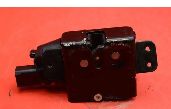 Opel Insignia A Tailgate/trunk/boot lock/catch/latch 13503467