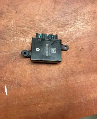 Dodge VAN RAM Other control units/modules P68271823AI 823AL