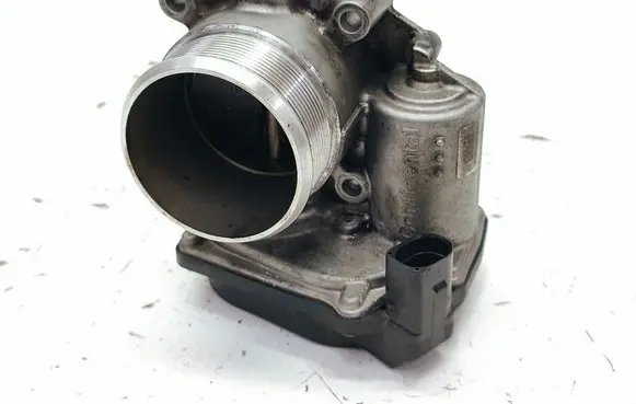 Audi Q5 SQ5 Throttle body valve 06F133062Q