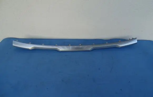 Hyundai Santa Fe Front bumper splitter molding 86577S1600
