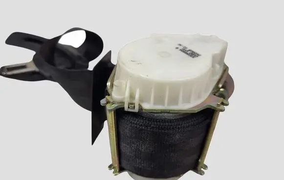 Volkswagen PASSAT B6 Rear seatbelt 3C5857806G