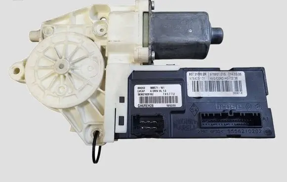 Renault Laguna III Front door window regulator motor 5556210200 0130822330 988571101