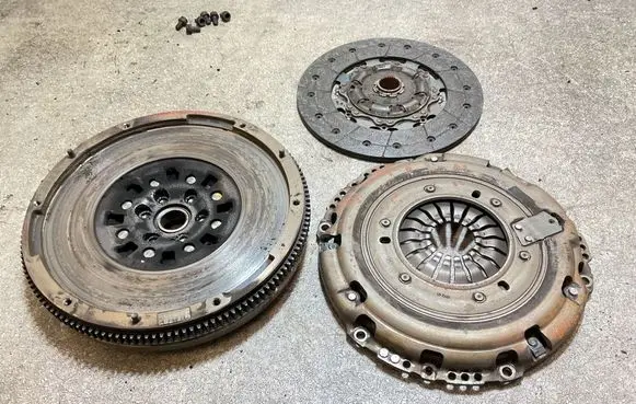 Volkswagen Crafter Clutch set kit 03N105266L
