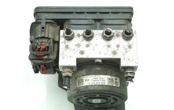 Seat Leon (5F) ABS Pump 3Q0614517C