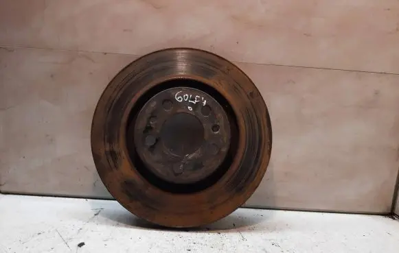 Volkswagen Golf IV Front brake disc