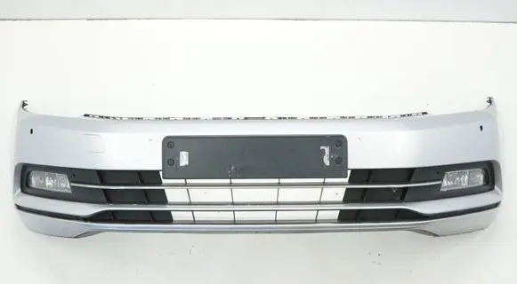 Volkswagen PASSAT B8 Front bumper B8070726ZDERZAKP