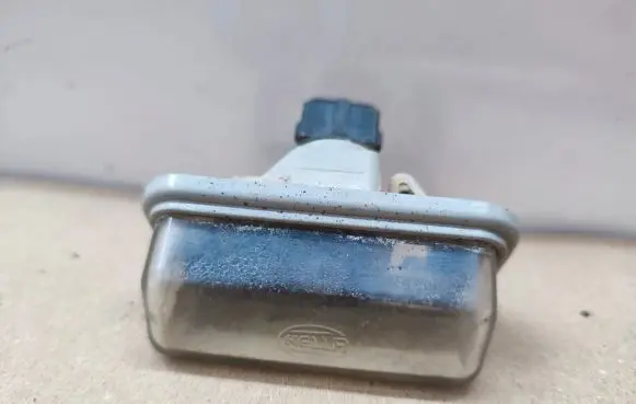 Toyota Avensis T250 Number plate light 001479