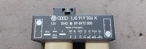 Coolant fan relay