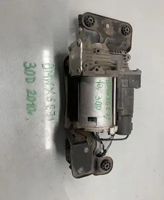BMW X6 E71 Air suspension compressor/pump 6789938