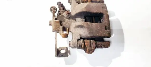 Toyota Auris 150 Rear brake caliper