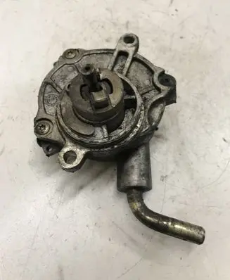 Mercedes-Benz Vito Viano W638 Vacuum pump A611230