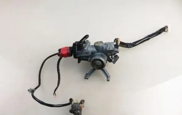 Opel Frontera B Ignition lock 
