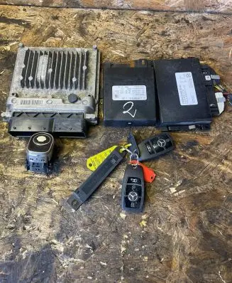 Mercedes-Benz Sprinter W906 Engine control unit/module A6519003603 A6519013302