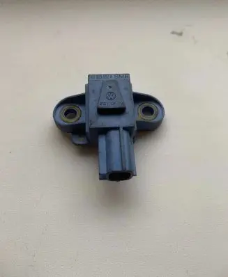 Skoda Octavia Mk2 (1Z) Airbag deployment crash/impact sensor 1K0955557A