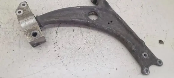 Volkswagen PASSAT B6 Front lower control arm/wishbone 3C0407153B