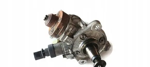 BMW 3 E90 E91 Fuel injection high pressure pump