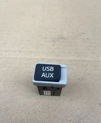 Lexus RX III USB socket connector 8619048050