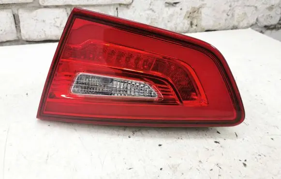 KIA Optima Tailgate rear/tail lights 924042T6