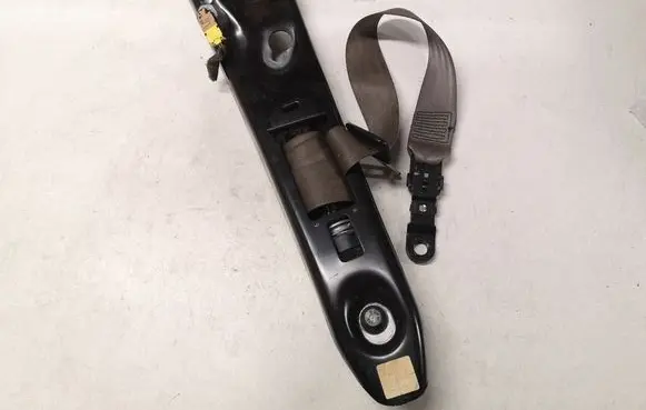 Volvo XC90 Front seatbelt
