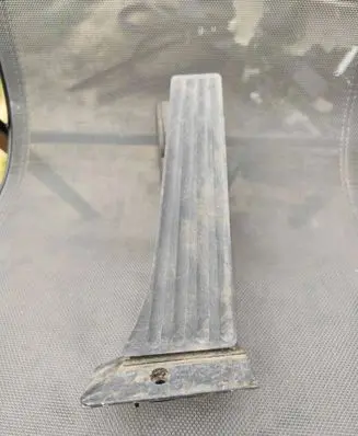 BMW 5 E60 E61 Accelerator throttle pedal 6766931 25916010