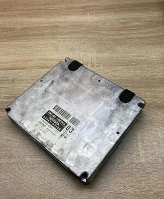 Lexus IS 200-300 Engine control unit/module ECU 8966153200 1753004331